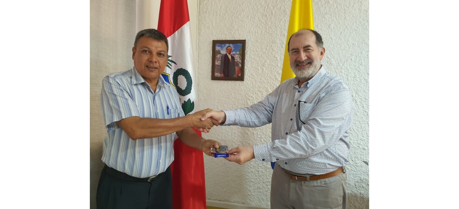 Cónsul de Colombia en Iquitos y el electo alcalde Municipal del Distrito Ramón Castilla dialogan sobre nuevos proyectos relativos al desarrollo e integración fronteriza