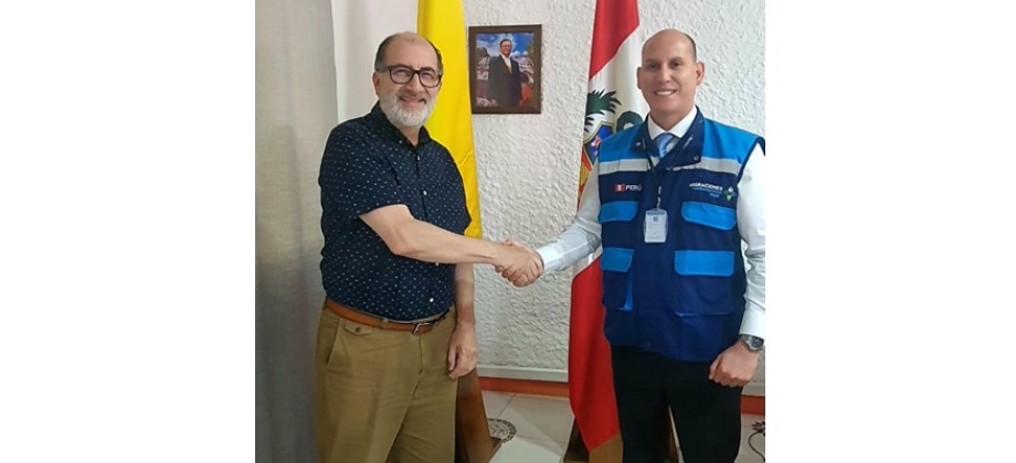 cónsul de Colombia Alberto Bula Bohórquez se reunió con el nuevo Director Zonal de Migraciones de Iquitos Paulo André Ostolaza Mendoza