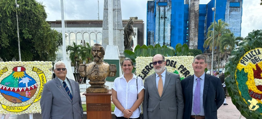 Cónsul asiste a los actos conmemorativos del Día de la Bandera